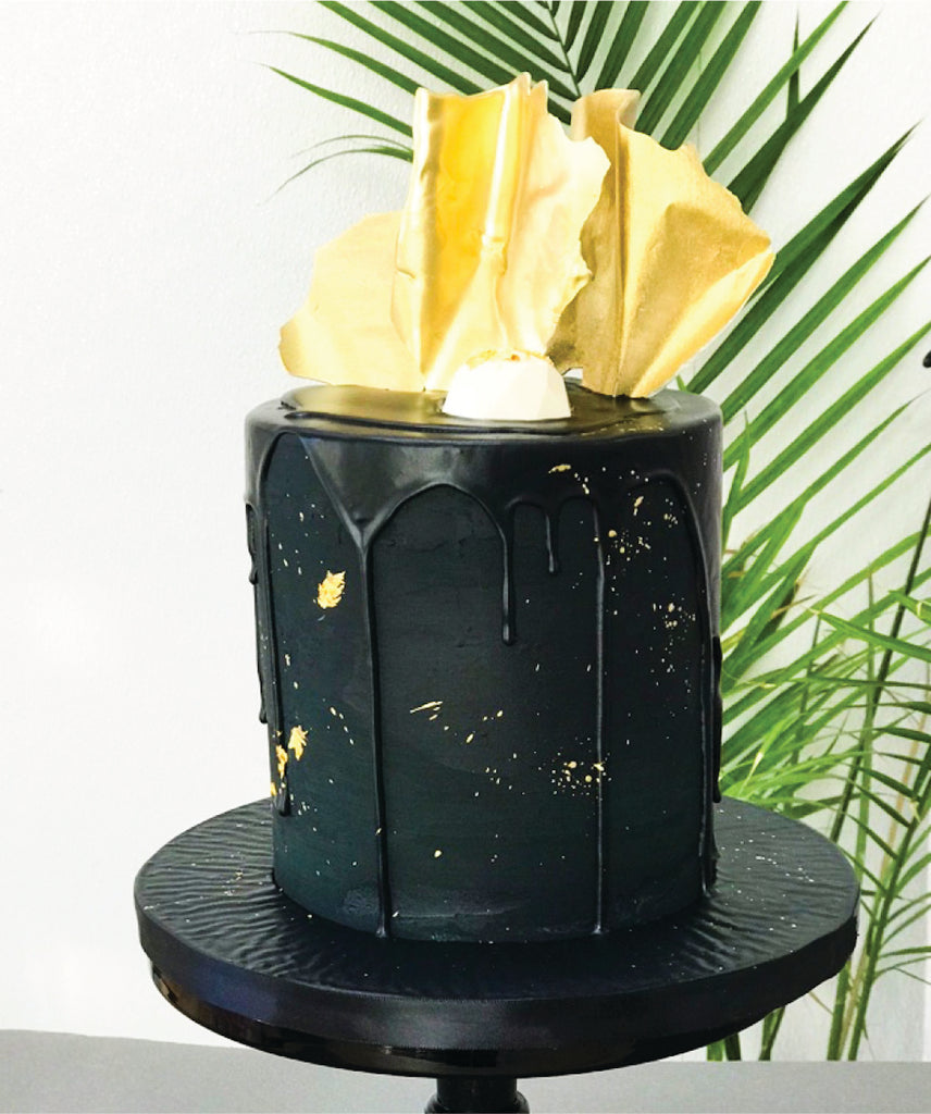 Black And Gold Cake 