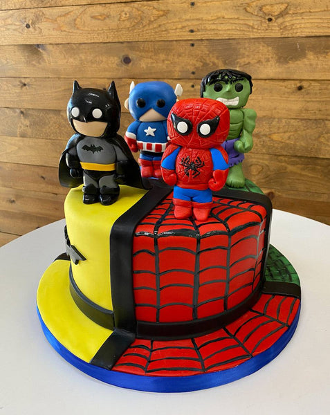 Superhero Cake - Decorated Cake by Bela Verdasca - CakesDecor